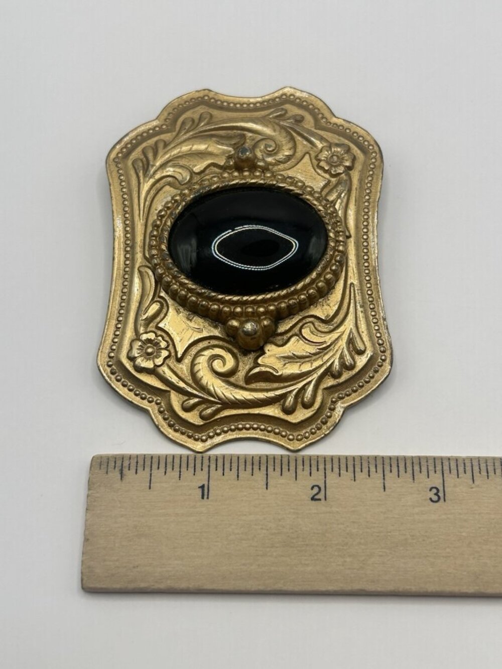 Vintage Gold Tone Belt Buckle Black Cabochon Western Victorian Style Ornate - Picture 8 of 9